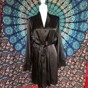 Sexy black LINGERIE ROBE. 🖤